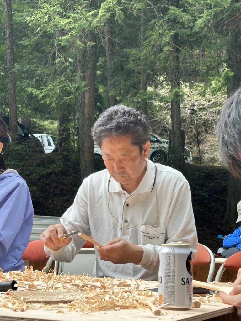 梨ヶ瀬常務 スプーン作り